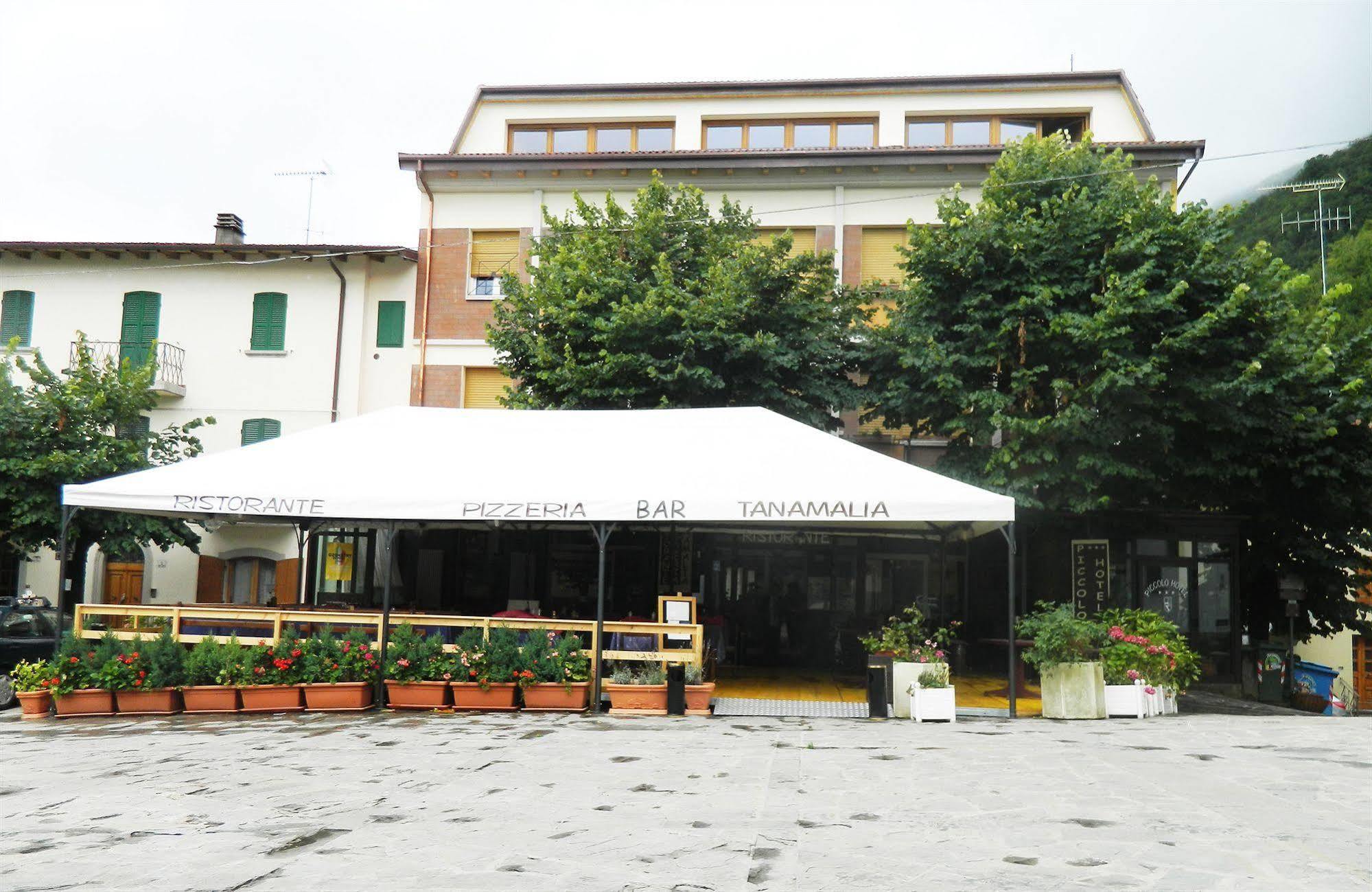 Piccolo Hotel Лиццано-ин-Бельведере Экстерьер фото