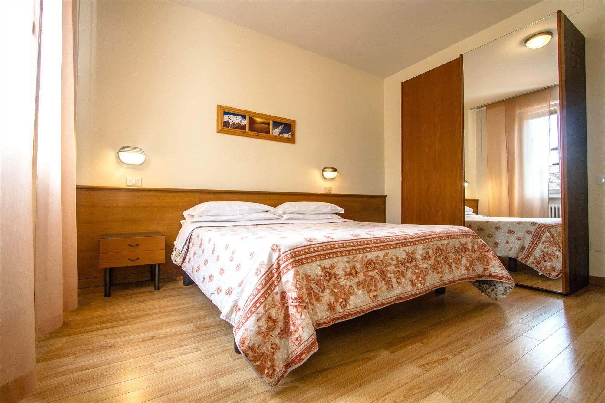 Piccolo Hotel Лиццано-ин-Бельведере Экстерьер фото
