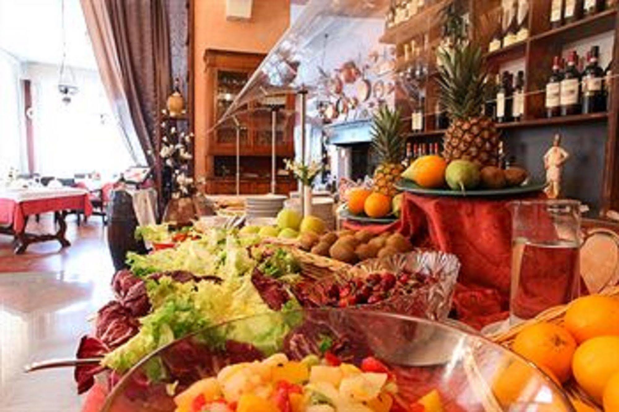 Piccolo Hotel Лиццано-ин-Бельведере Экстерьер фото